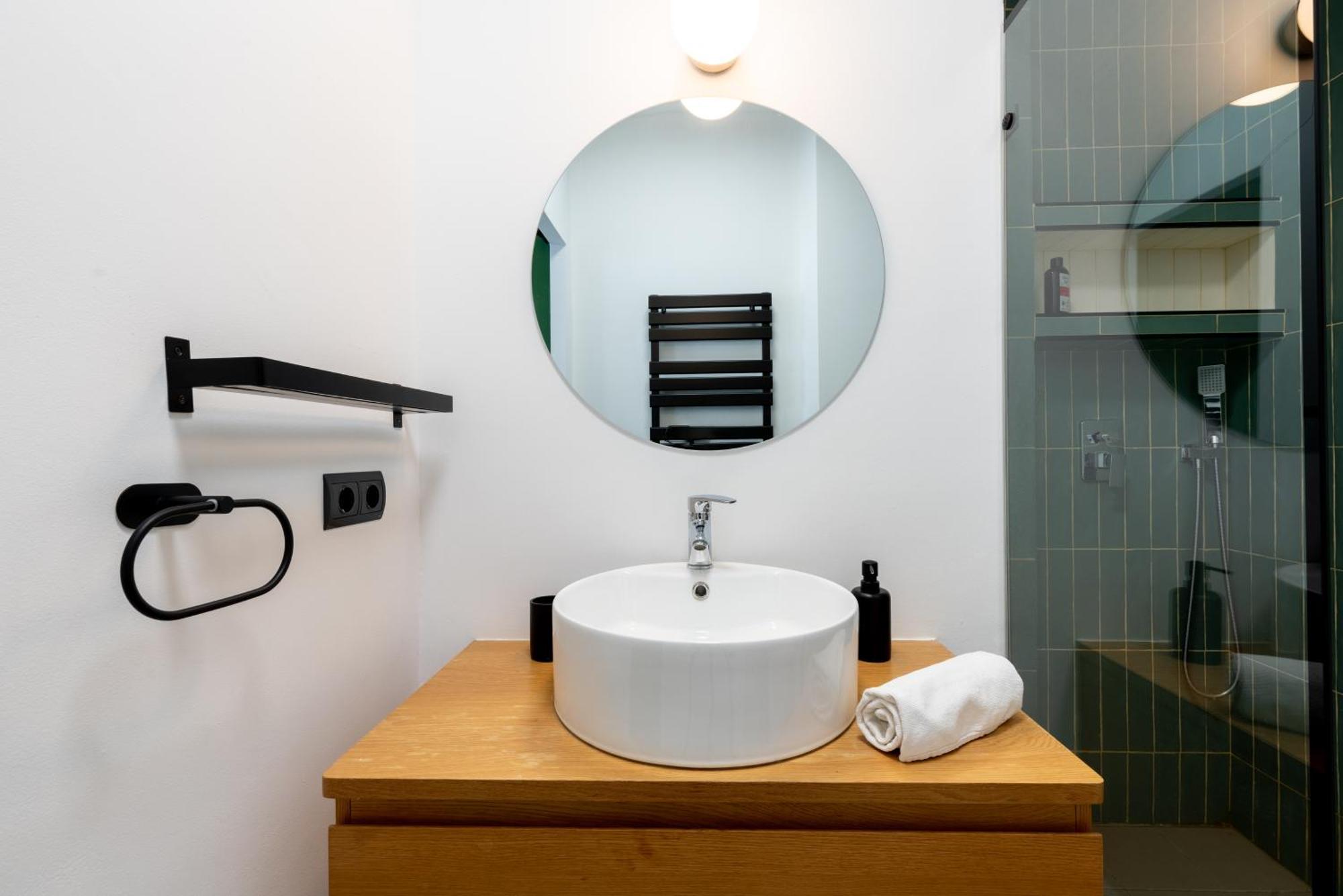 Lope De Vega By Thegoodtourist Apartman Sevilla Kültér fotó